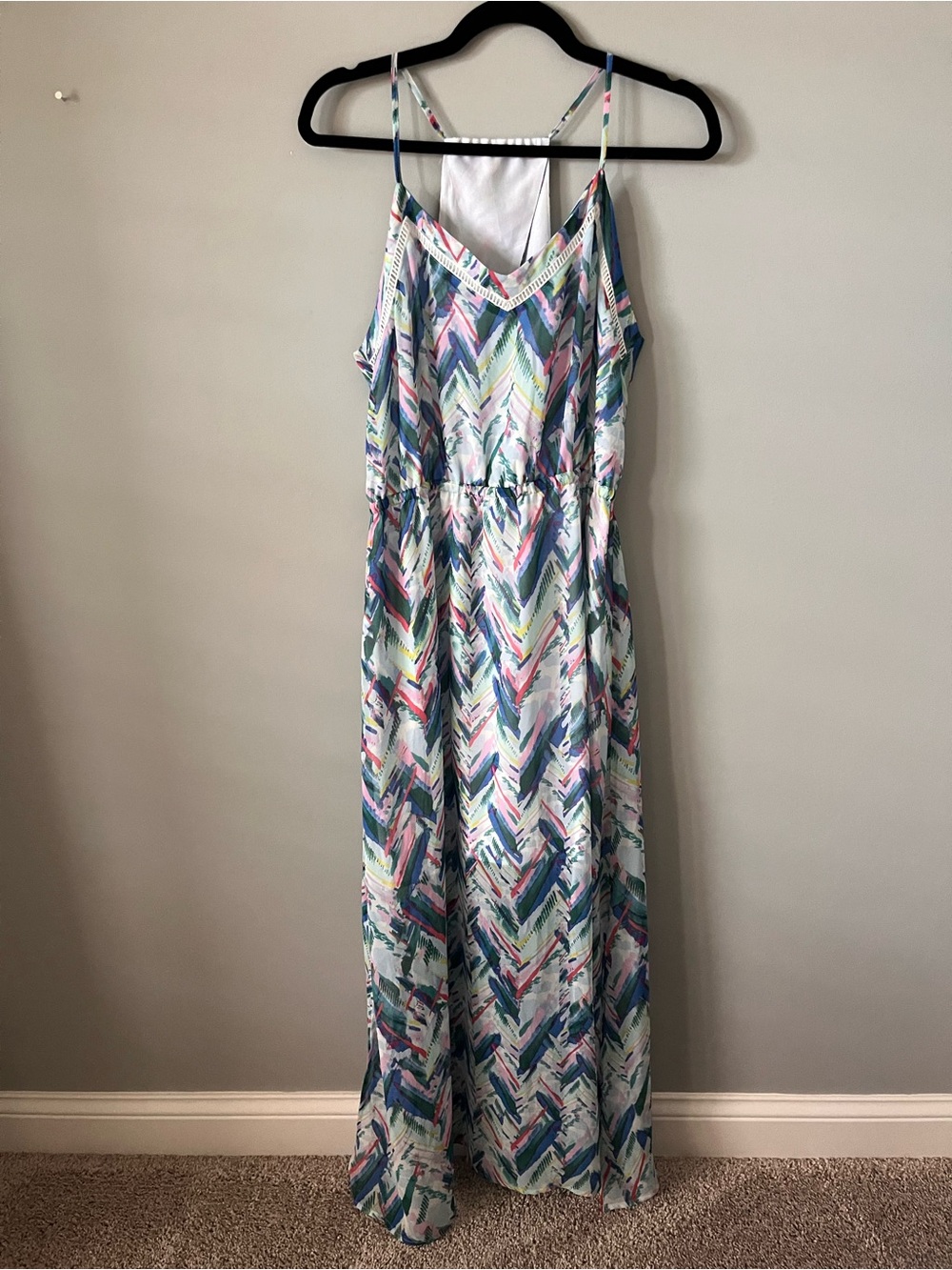 NWT Nordstrom cupcakes & cashmere Halter Chevron Maxi Dress in Multi-Color